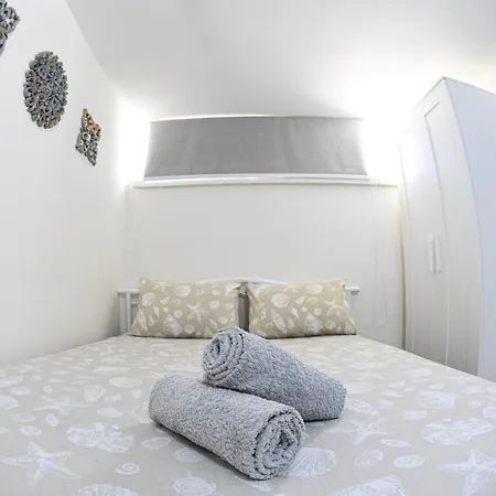 Sunshine Suite Boutique Only 5 Min Walk To The Beach - By Seaelo Eilat Exterior photo