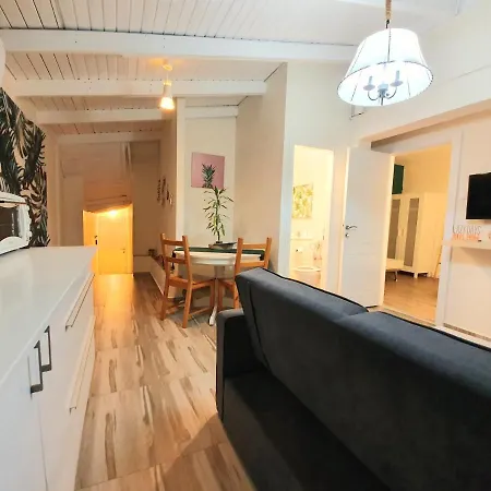 Sunshine Suite Boutique Only 5 Min Walk To The Beach - By Seaelo Eilat Exterior photo