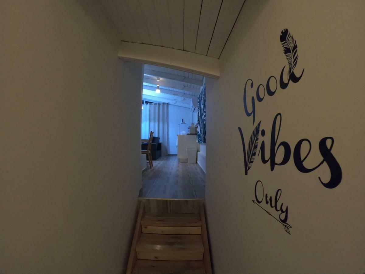 Sunshine Boutique Only 5 Min Walk To The - By Seaelo Apartment *